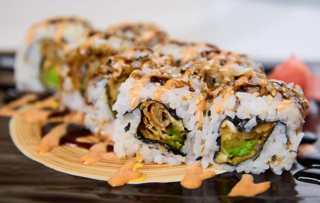 Anguila “harumaki maki”